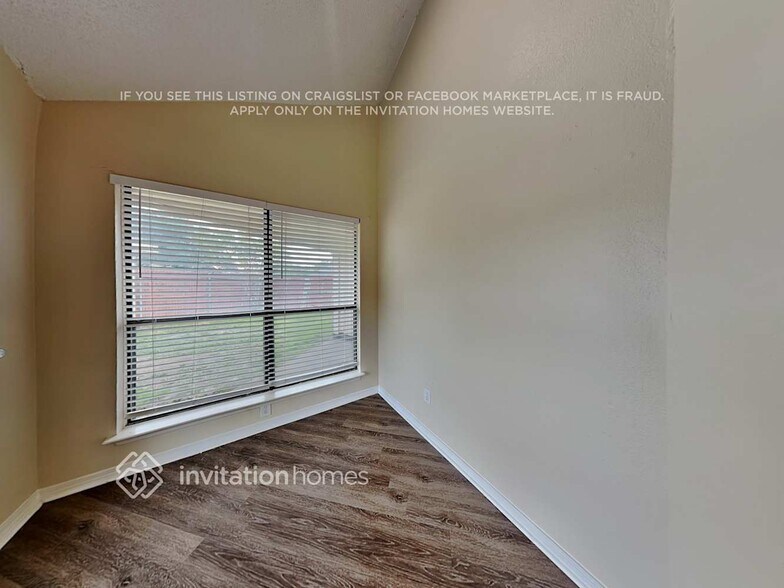 Building Photo - 2113 Stein Way