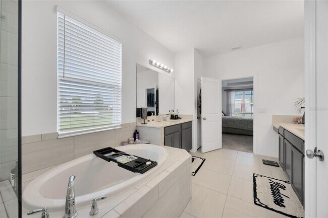 Building Photo - 7154 Bradbury Cir
