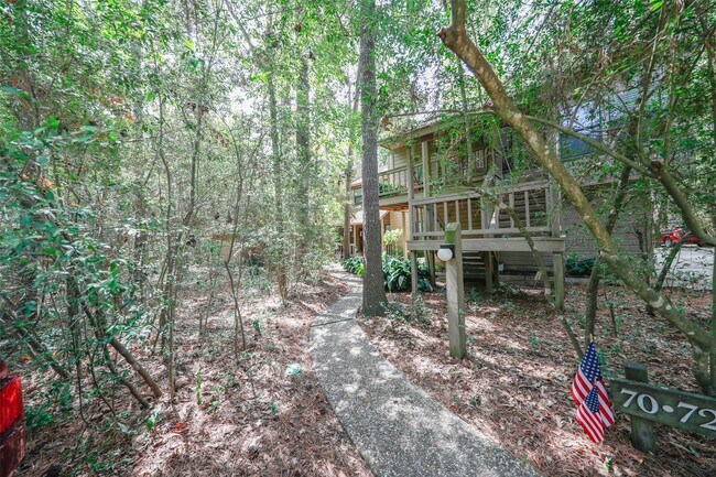 Building Photo - 70 Cokeberry Ct