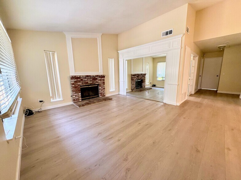 Building Photo - 9263 Owari Ln