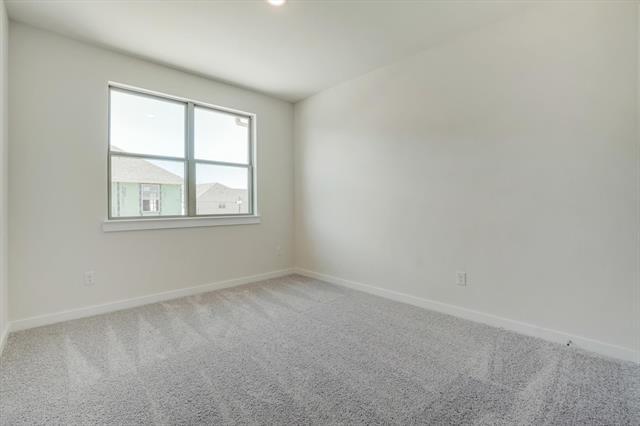 Building Photo - 679 Watersedge Ct