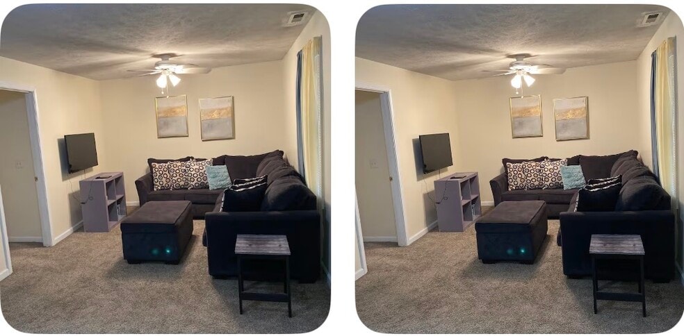 Living Area - 3003 S Hackley St