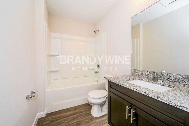 Building Photo - 450 Matilda Ln