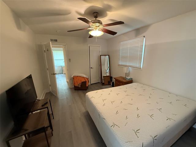 Building Photo - 819 Loganwood Ave