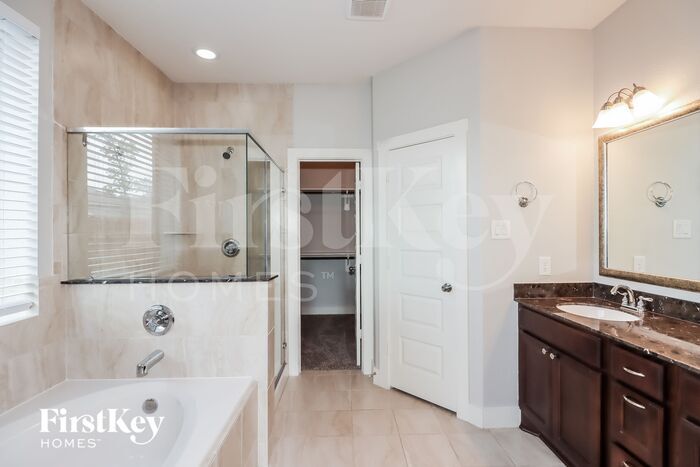 Building Photo - 21607 Royal Troon Dr