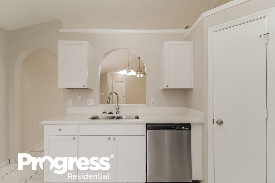 Building Photo - 13048 Odyssey Lake Way