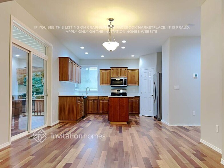 Building Photo - 7150 Axis St SE