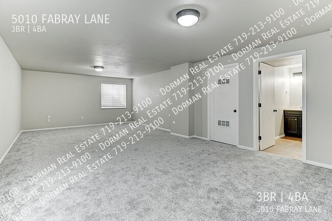 Building Photo - 5010 Fabray Ln