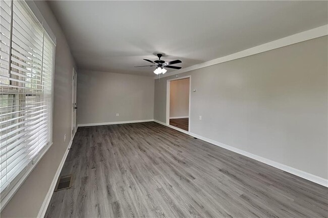 Building Photo - 107 Hartley Woods Dr