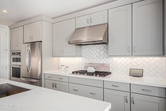 Building Photo - 11353 N Luckenbach St