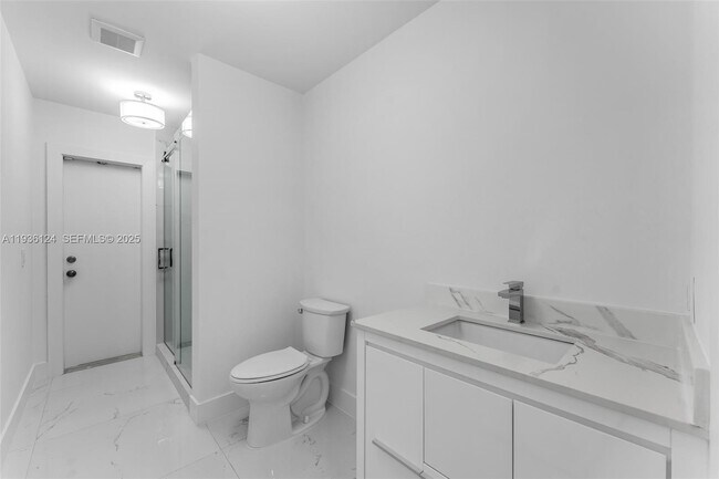 Building Photo - 15042 SW 149th Ct