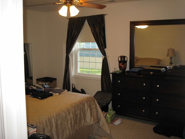 Master Bed Room - 24 Edgewood Ave