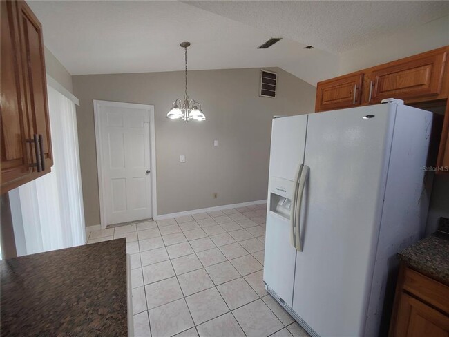 Building Photo - 759 Maderia Ct