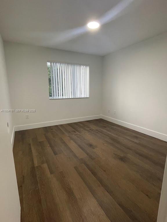 Building Photo - 410 S Park Rd