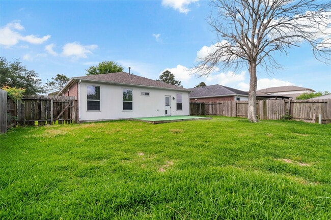 Building Photo - Jefferson Street, Pearland, TX 77584 - 3 BR 2 BA single-family home