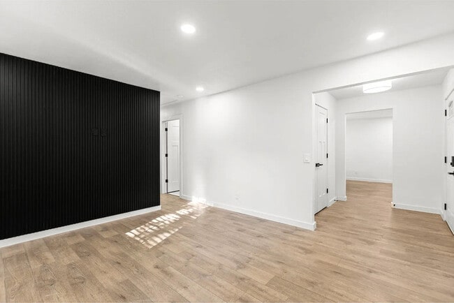 Building Photo - Earn Wealth While Leasing - Like a Homeowner - Lease to Own