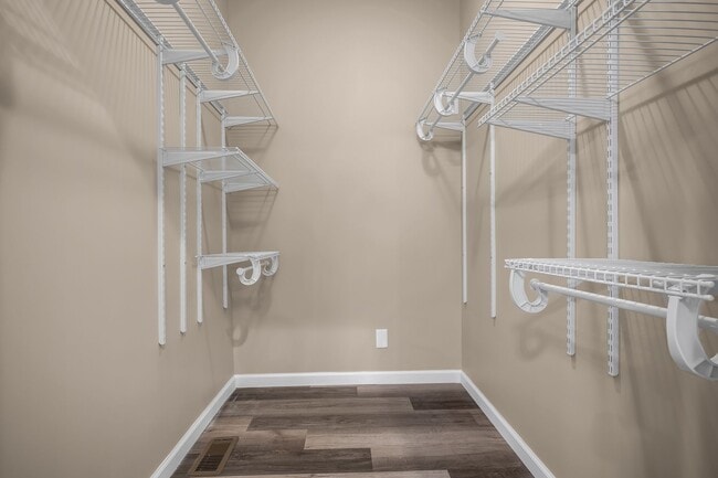 Building Photo - 1911 9th Ave N