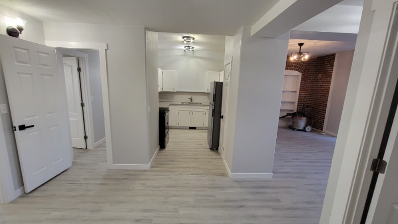 Building Photo - 109 N Kimball Ave