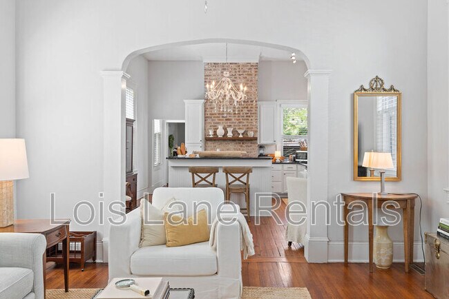Building Photo - 35 Montagu St