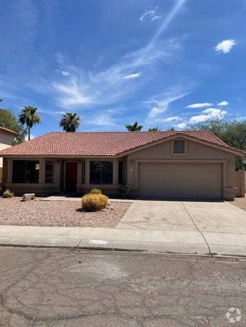 Building Photo - 2773 E Rock Wren Rd