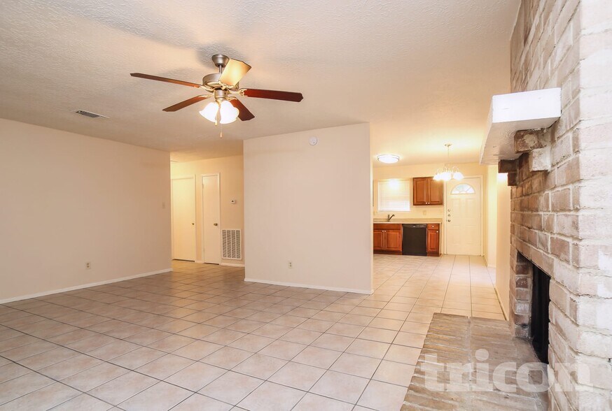 Building Photo - 4615 Tealgate Dr