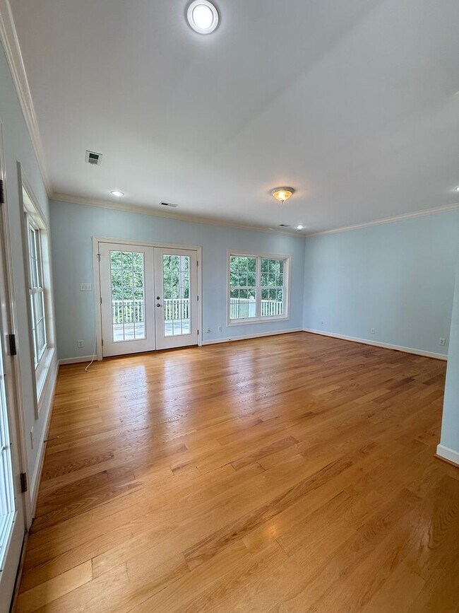 Building Photo - 142 Riverview Plantation Dr