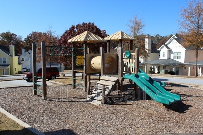 Building Photo - 4527 Heritage Pkwy
