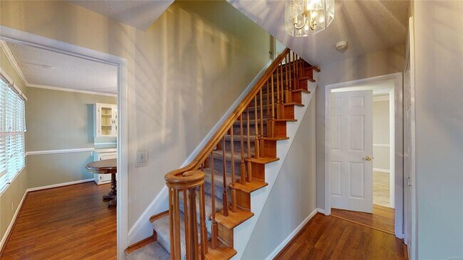 Building Photo - 126 Cedar Dr