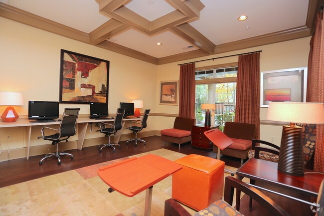 Interior Photo - Camden St. Clair