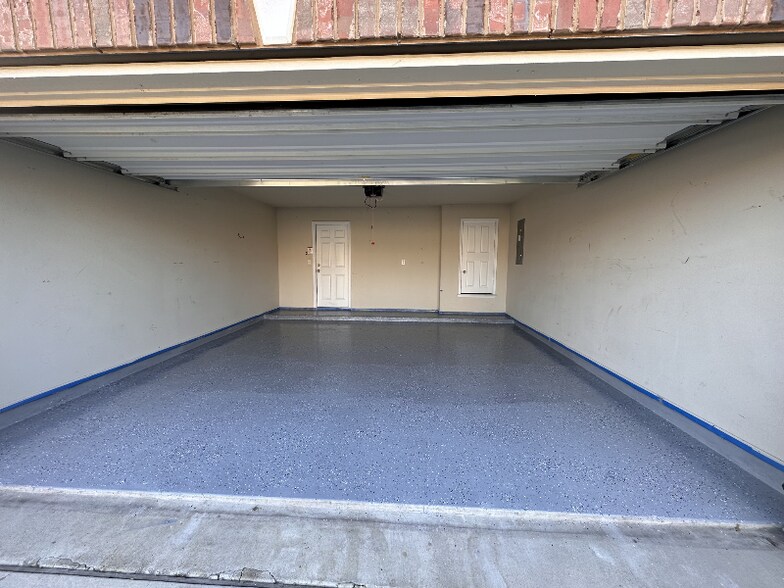 Building Photo - 6610 Mustang Creek Rd