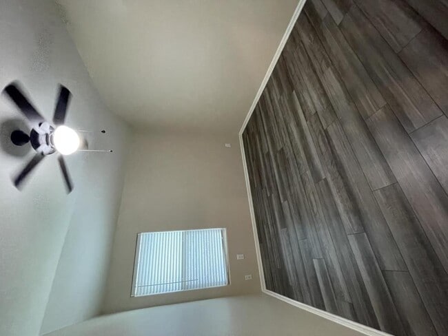 Building Photo - 744 Watson Wy