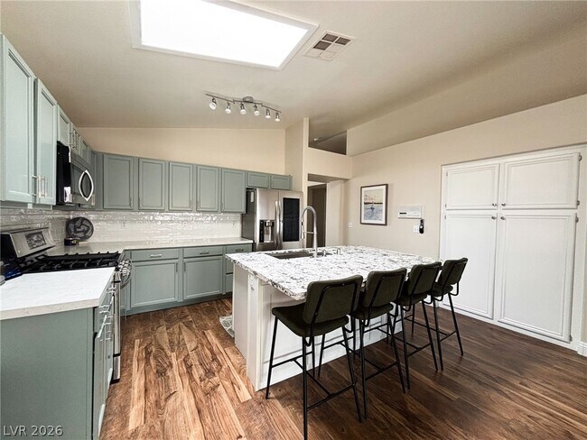 Building Photo - 7868 Fall Harvest Dr