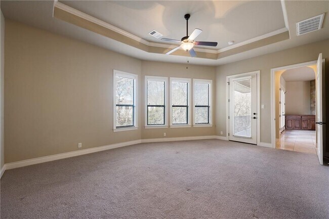Building Photo - 1 Chandon Ln
