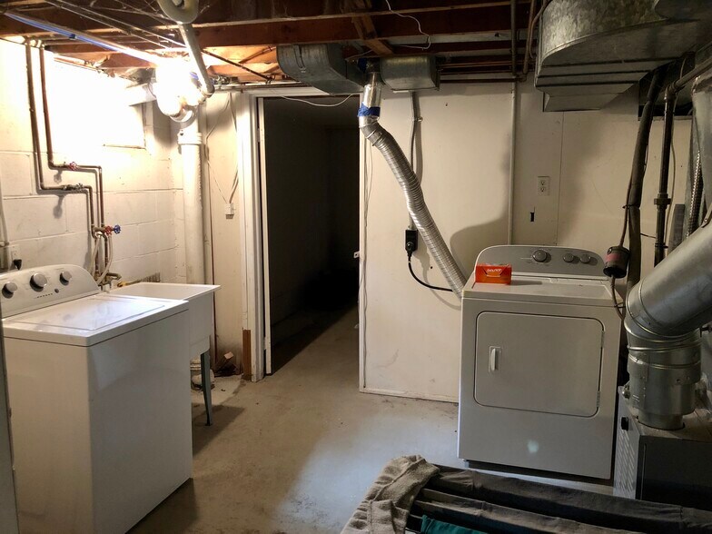 laundry in basement - 222 Buena Vista Ave