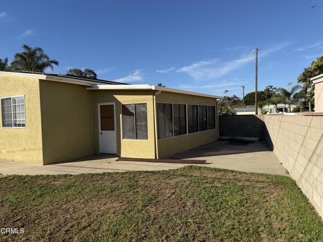 Building Photo - 826 Camelia Dr