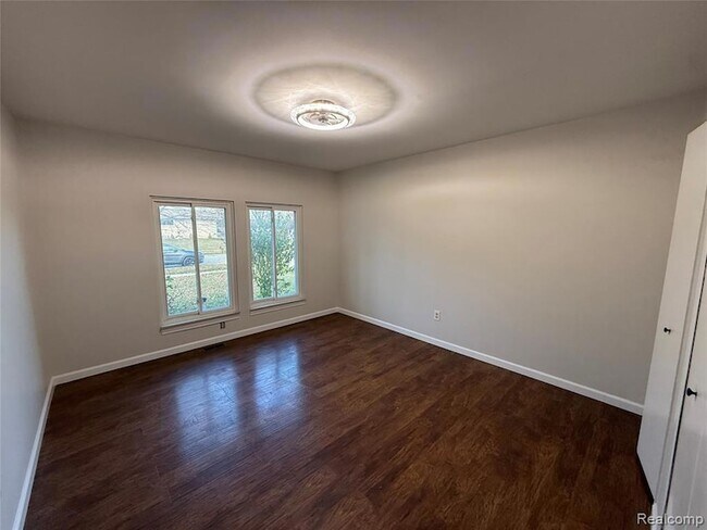 Building Photo - 2308 Kipling Dr