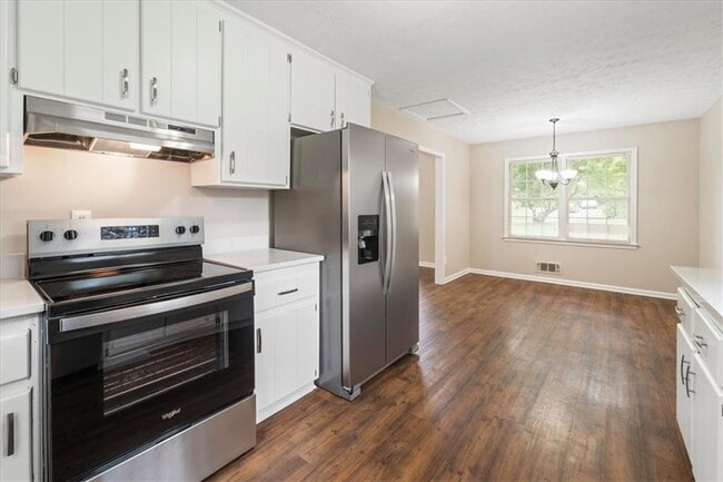 Building Photo - 5146 Bramblewood Dr