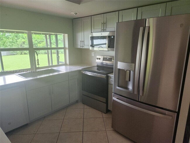 Building Photo - 2862 NW 108th Ave