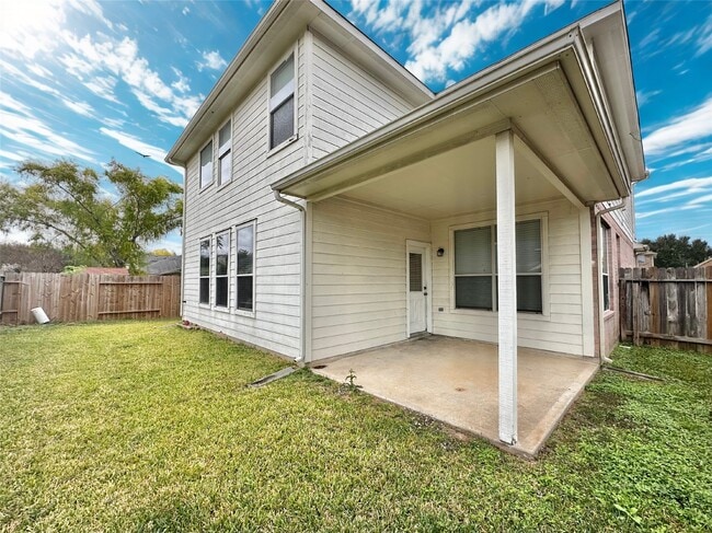 Building Photo - 16322 Sitella Ct