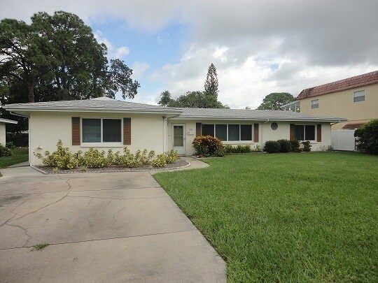 Primary Photo - Venice, FL 4BR/2BA SFH on Venice Island