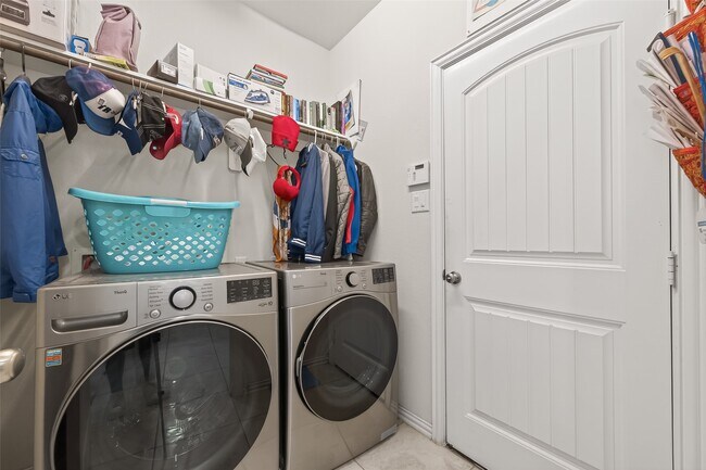 Building Photo - 3510 Lark Ascending Ln