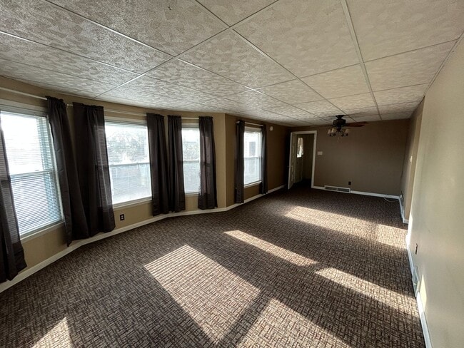 Building Photo - 13 Mcclellan Ave