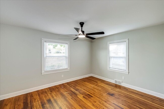 Building Photo - 1120 Liberty Rd