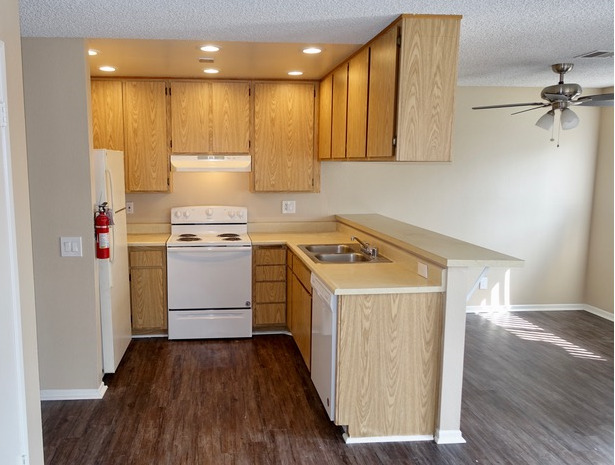 renovated Kitchens - Country Club Apartments