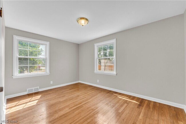 Building Photo - 1187 Winston Rd