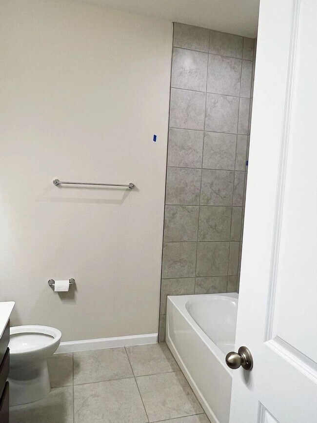 Building Photo - Awesome house for rent in St Cloud Area