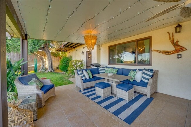 Building Photo - 1520 Watwood Rd