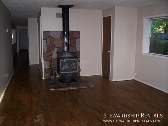 Building Photo - 2895 Mill St
