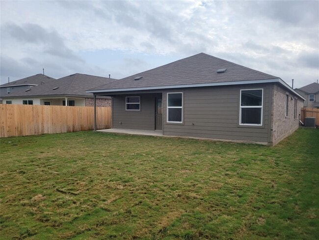 Building Photo - 623 Waterway Ave