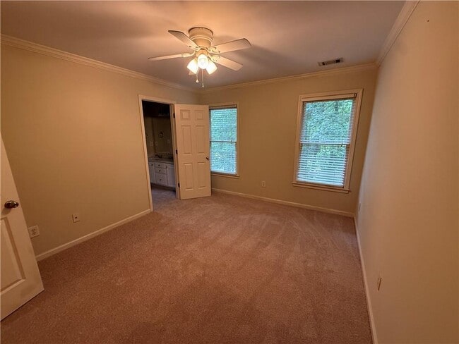 Building Photo - 7256 Village Creek Trace